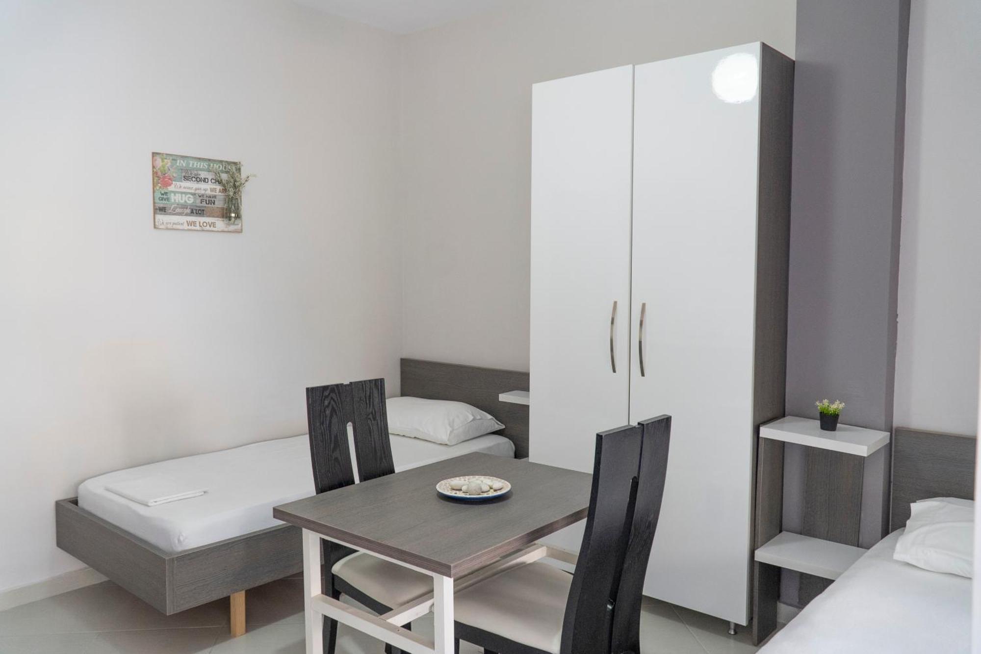 Ostria Sarandë