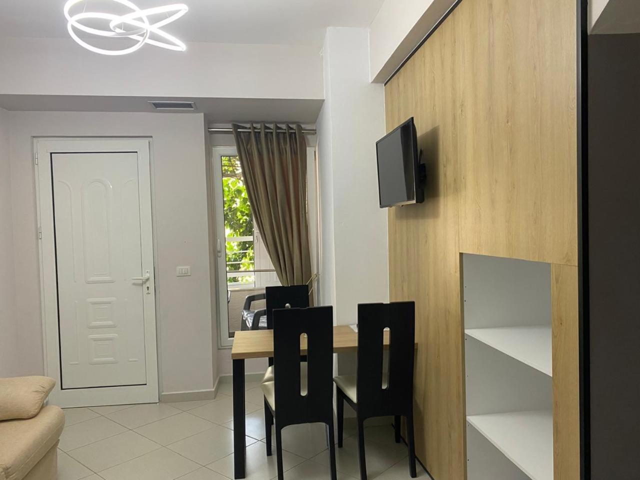 Ostria Appartement *