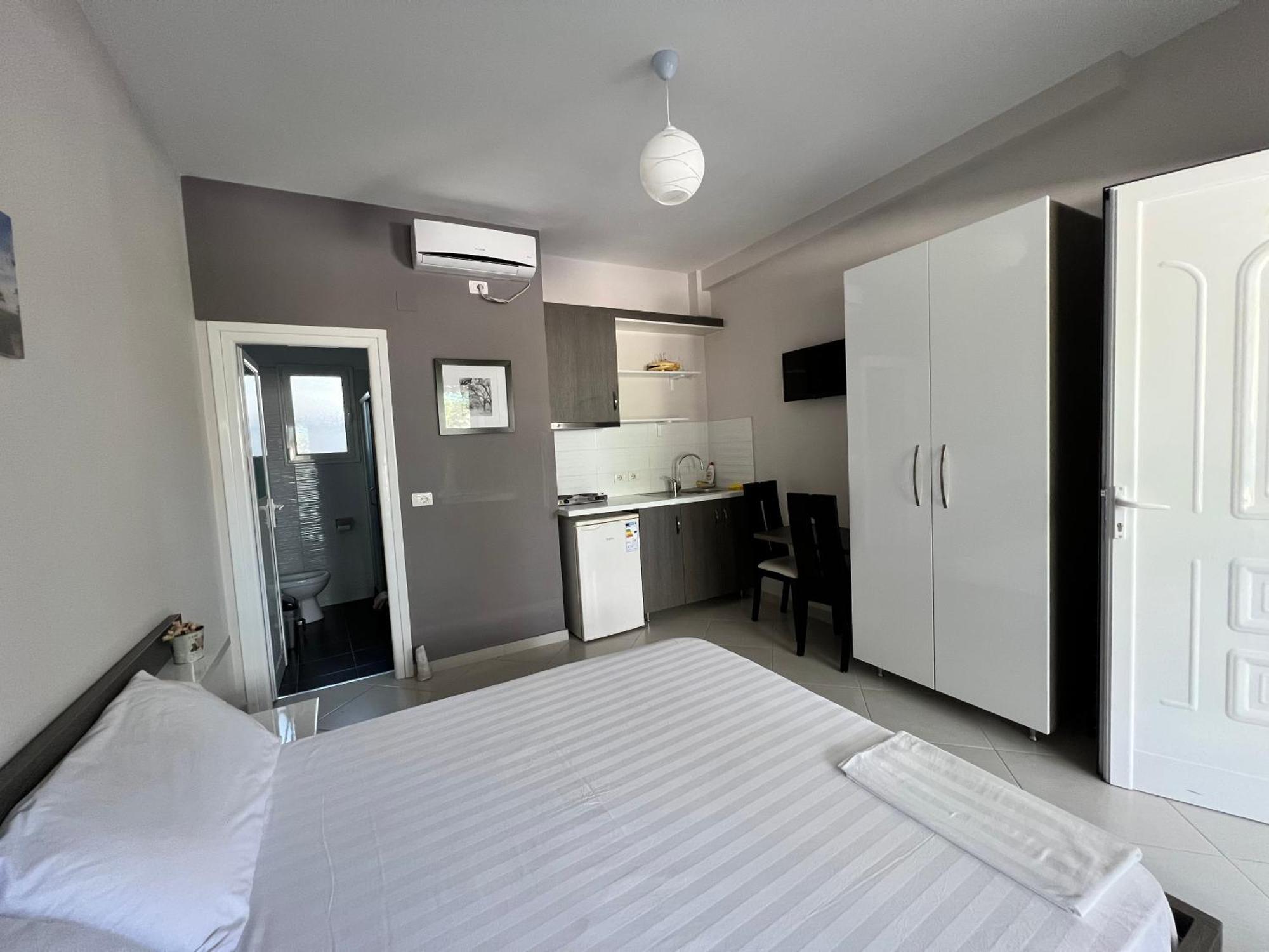 Ostria Apartment