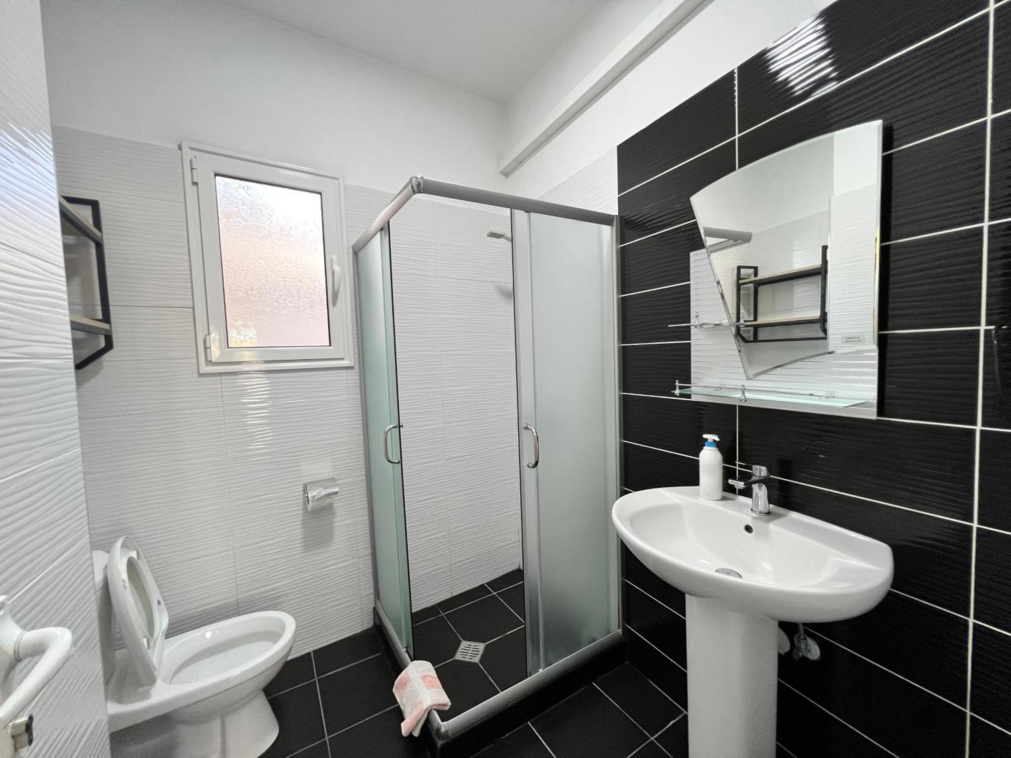 Ostria Apartment *