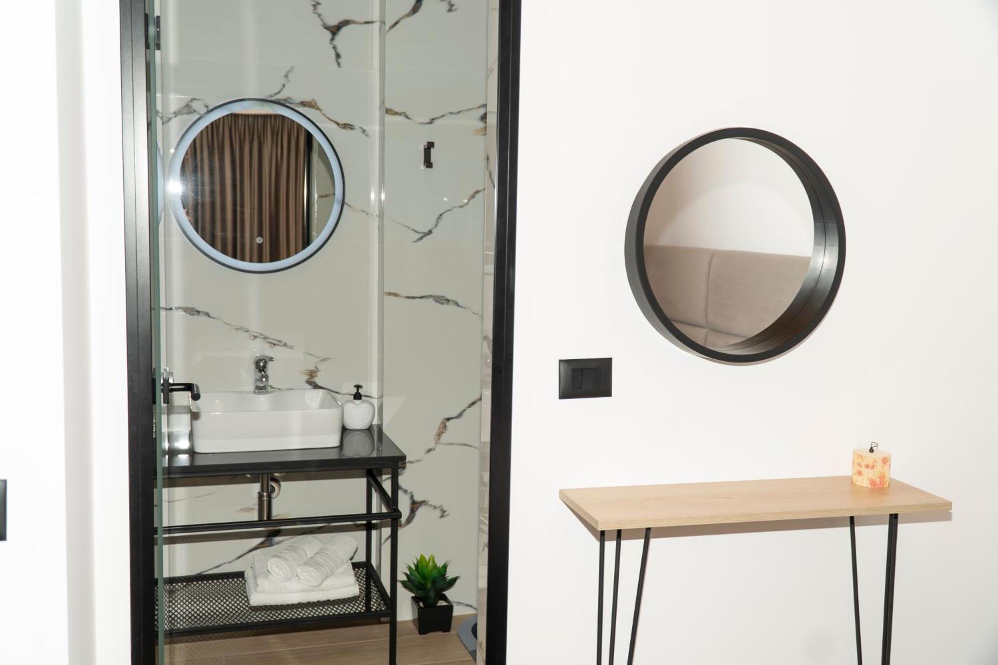 Ostria Apartment Sarande